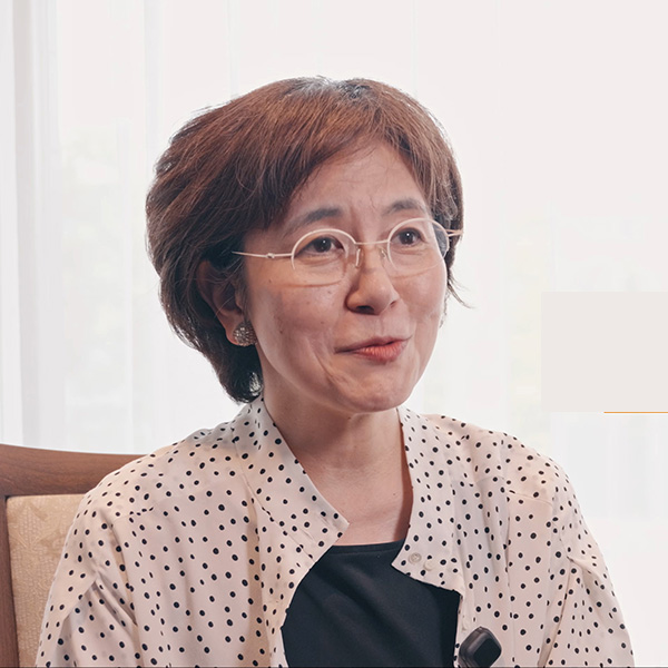 実方 葉子